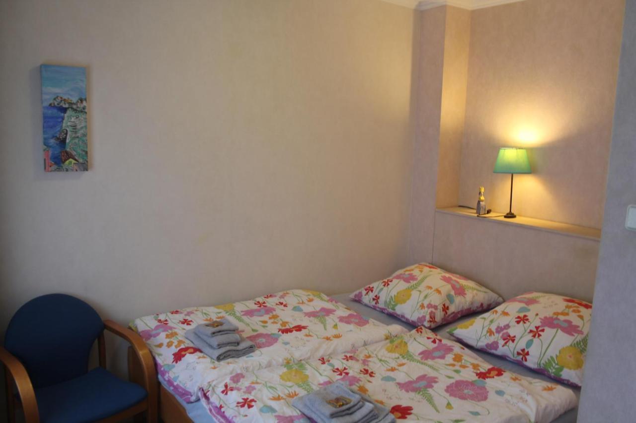 Ferienwohnung Am Sonnenhuegel Mit Terrasse Osnabruck Bagian luar foto